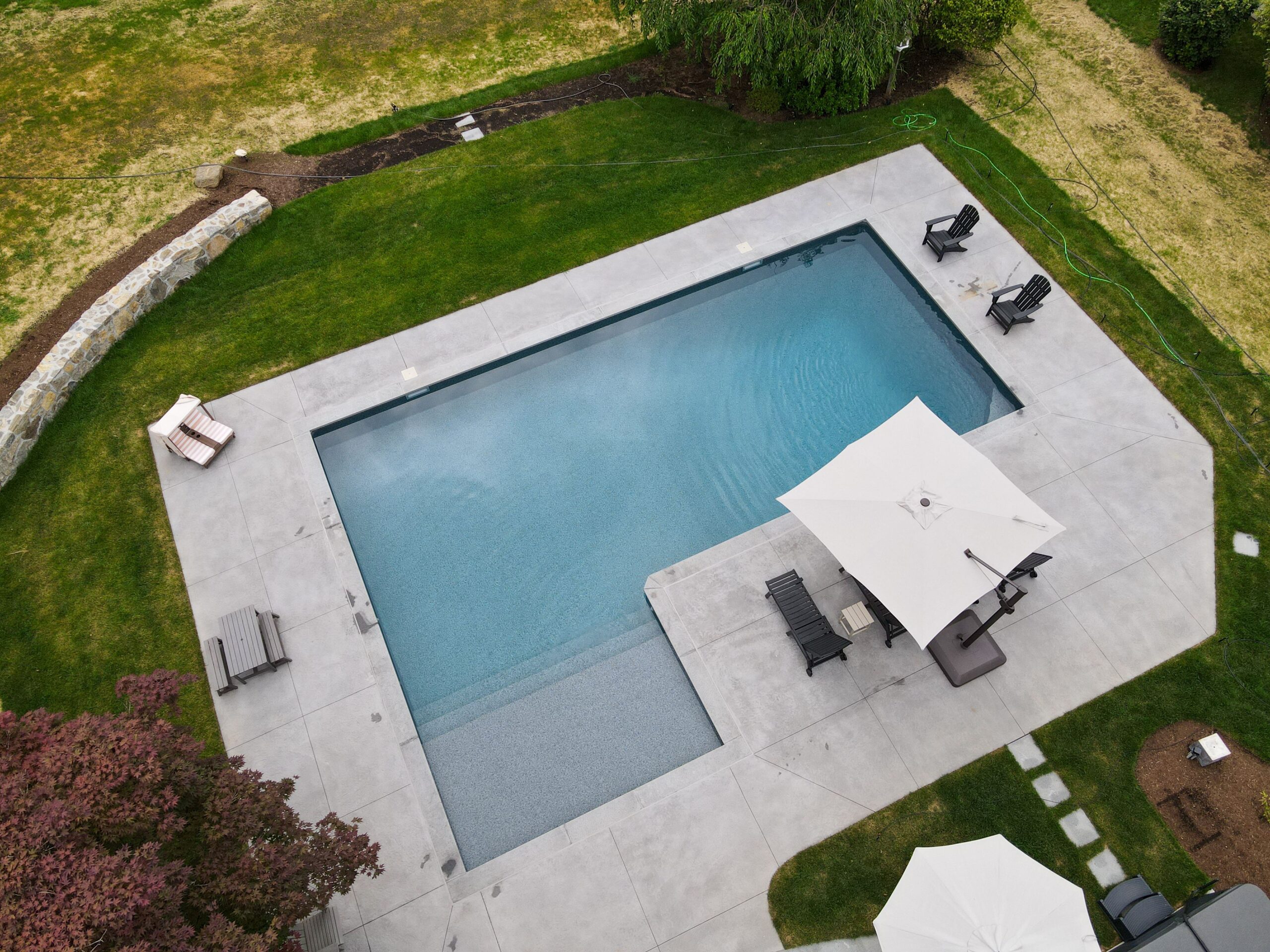 fiberglass pool service 